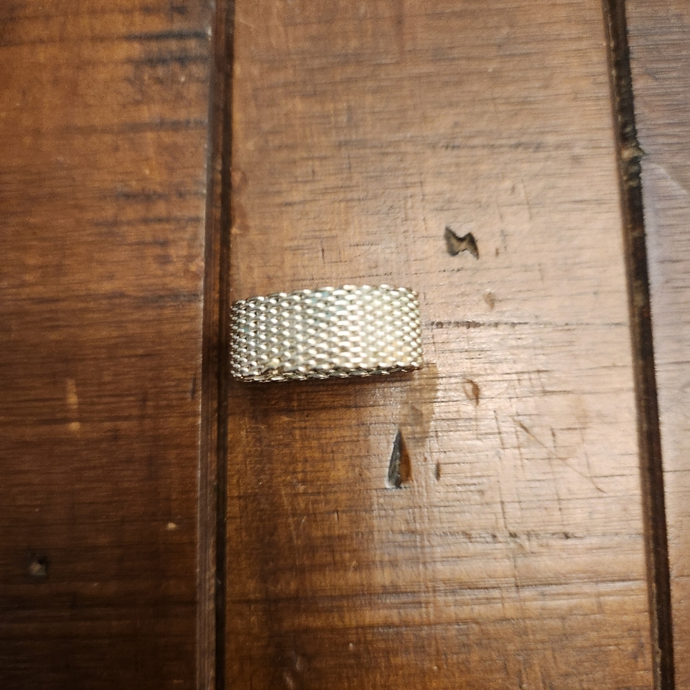 Mint Condition 925 Sterling Silver Wide Mesh Ring (Size 5.) - Picture 11 of 11